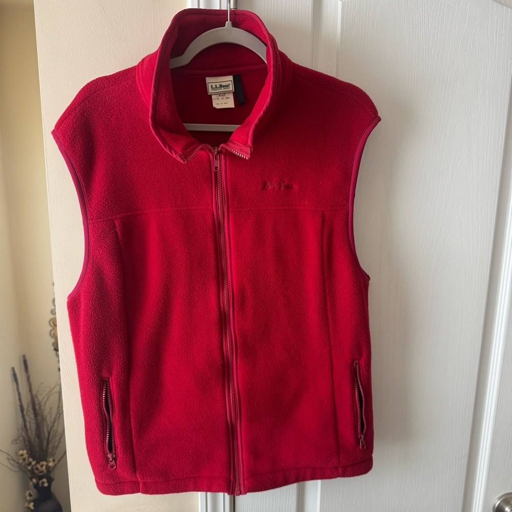 L.L. Bean Women's Red Fleece Vest Outerwear Large